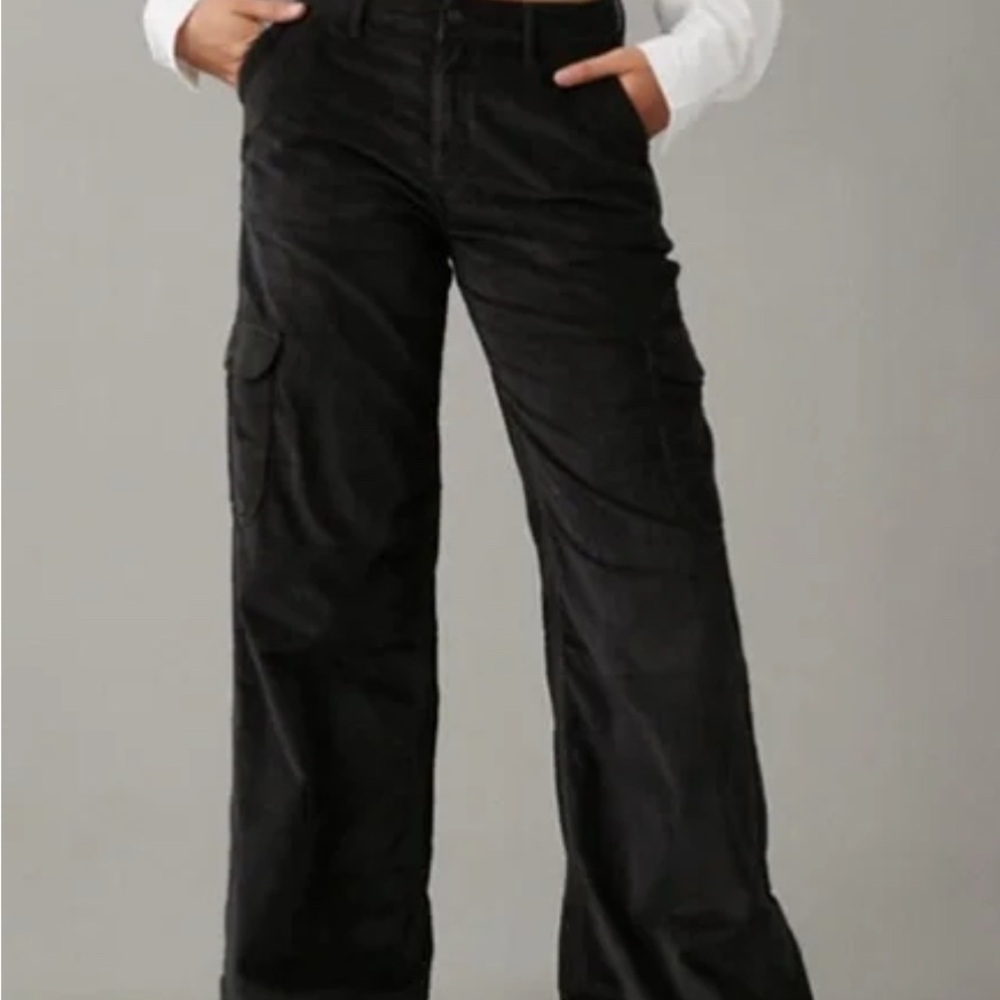 American Eagle Black Super High Rise Baggy Wide Leg Cargo Pants Size 25